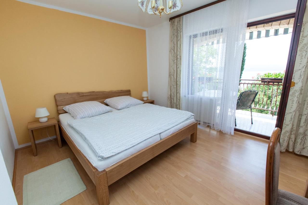 Villa Lesic Dramalj Buitenkant foto